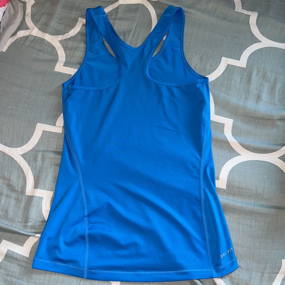 🟣 Nike Razor Back Shirt 🟠 - Picture 3 of 3